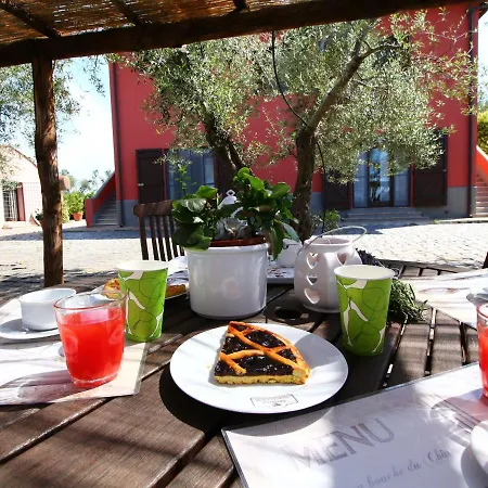 Belvilla By Oyo Corbezzolo Tatil Evi *